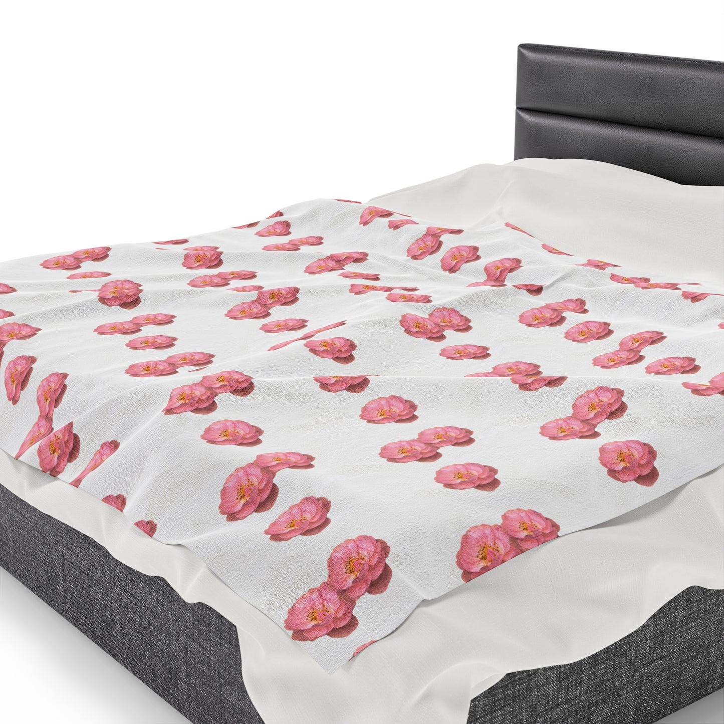 Blooming Pink Velveteen Plush Blanket