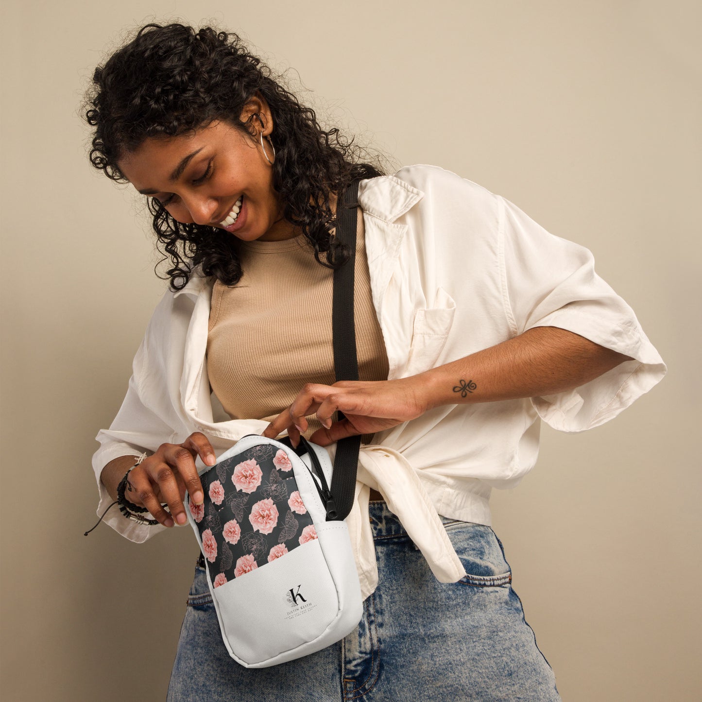Utility crossbody bag