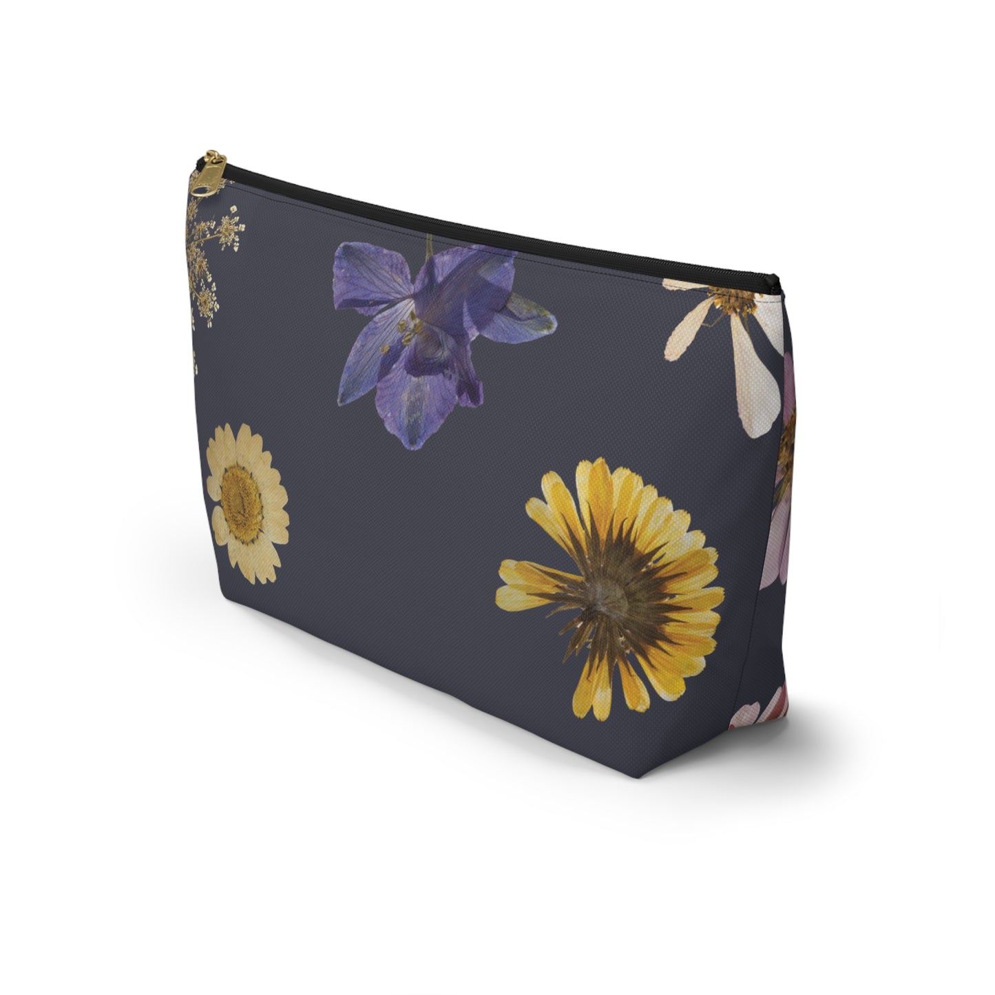 Pouch with T-bottom