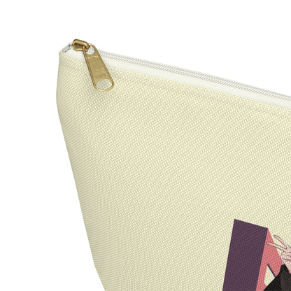 Pouch with T-bottom