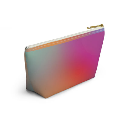 Pouch with T-bottom