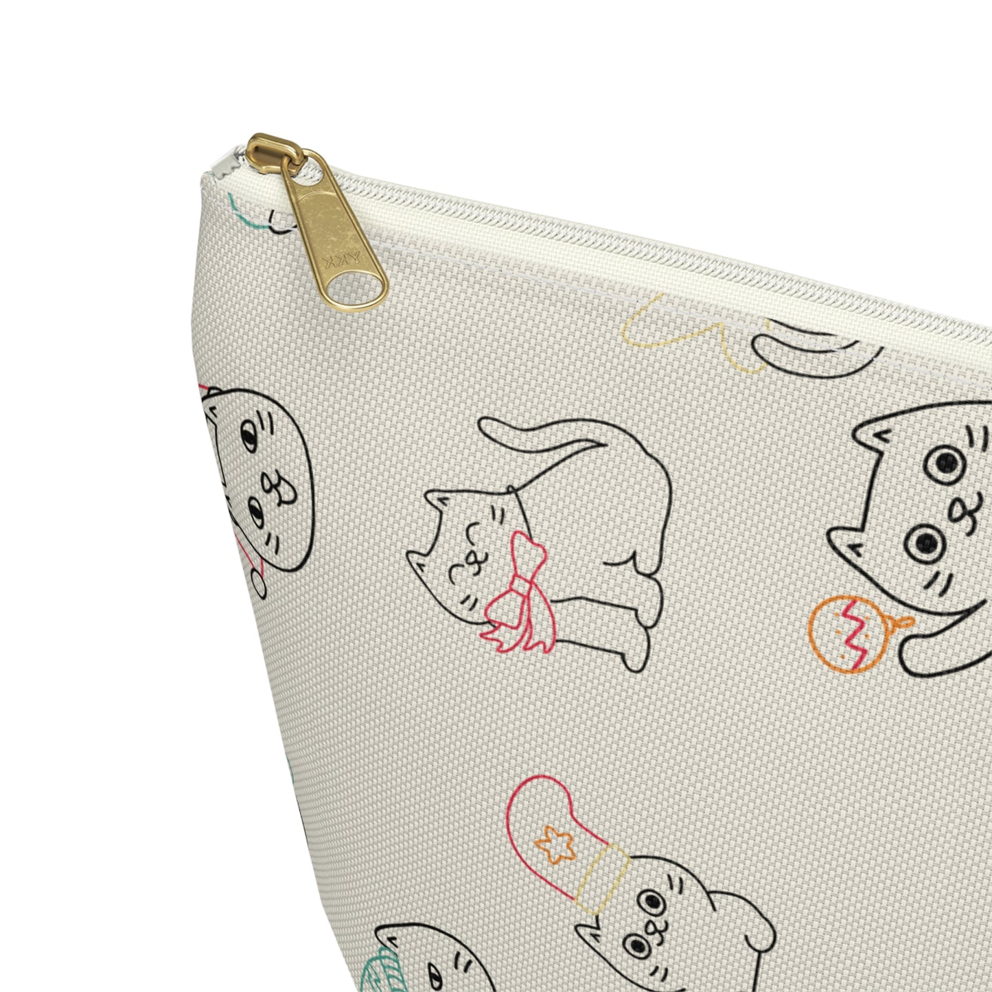 Pouch with T-bottom
