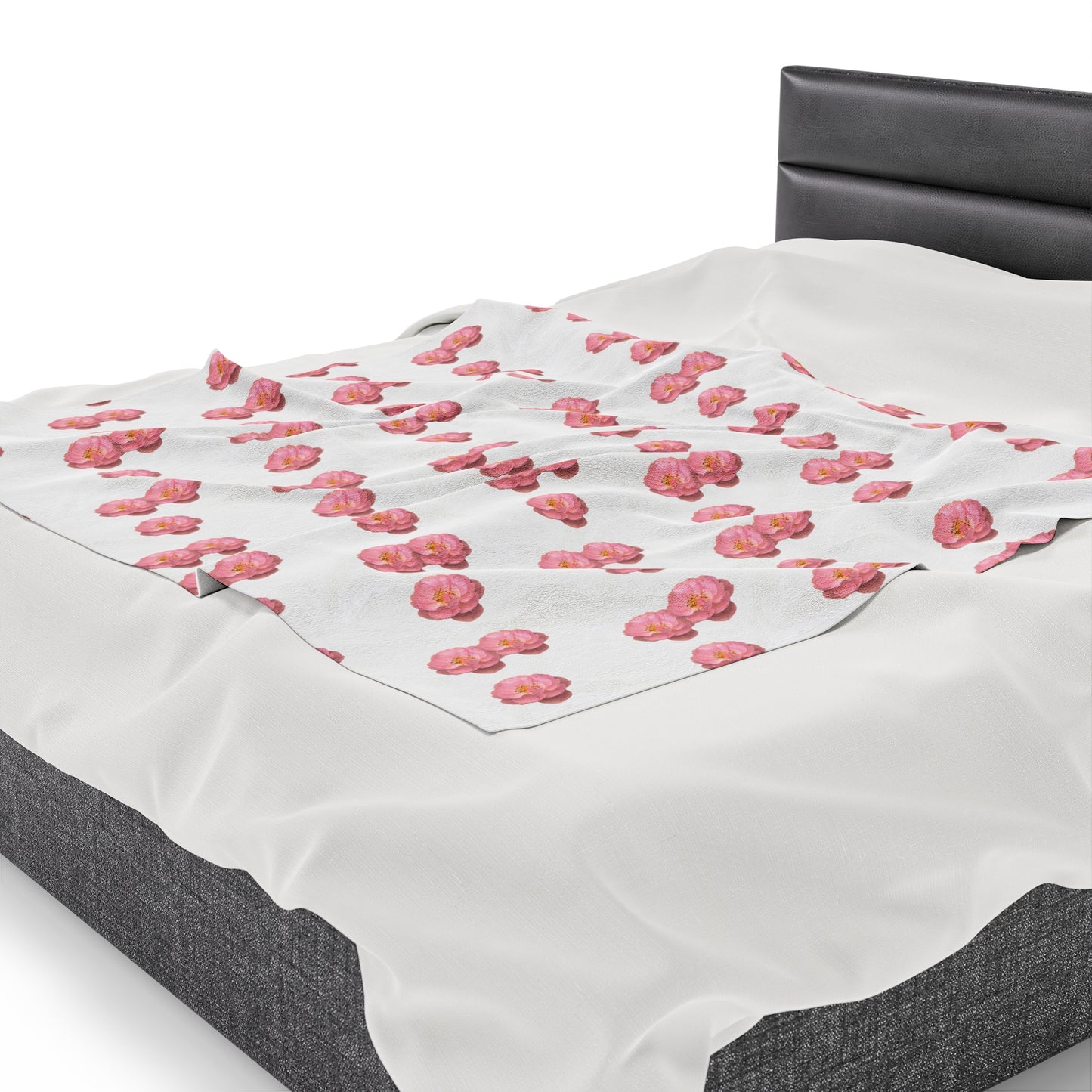 Blooming Pink Velveteen Plush Blanket
