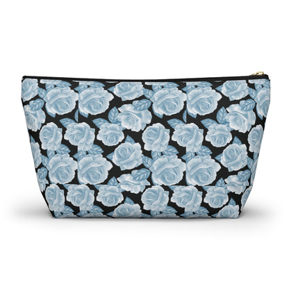 Pouch with T-bottom