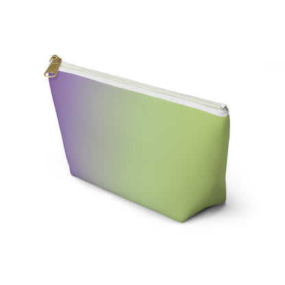 Pouch with T-bottom
