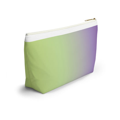 Pouch with T-bottom