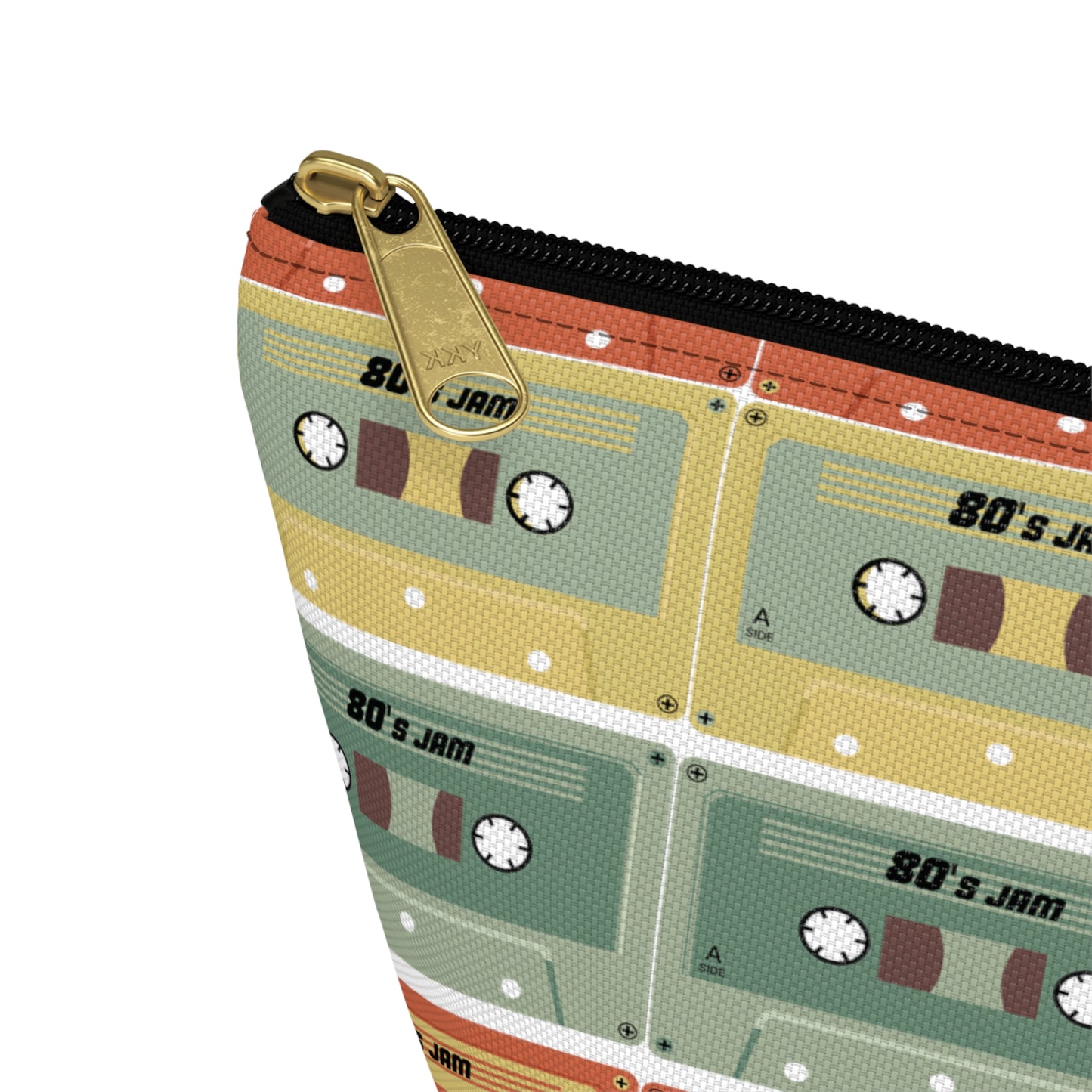Pouch with T-bottom