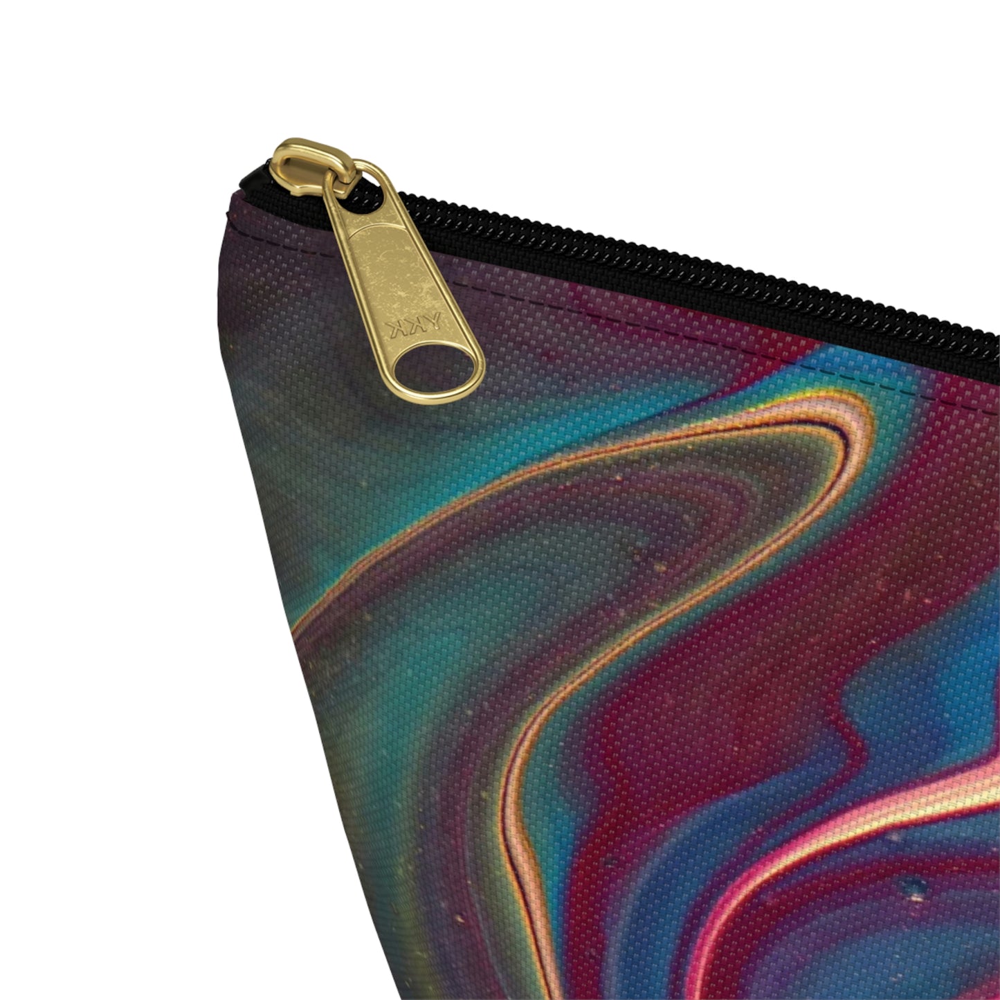 Pouch with T-bottom
