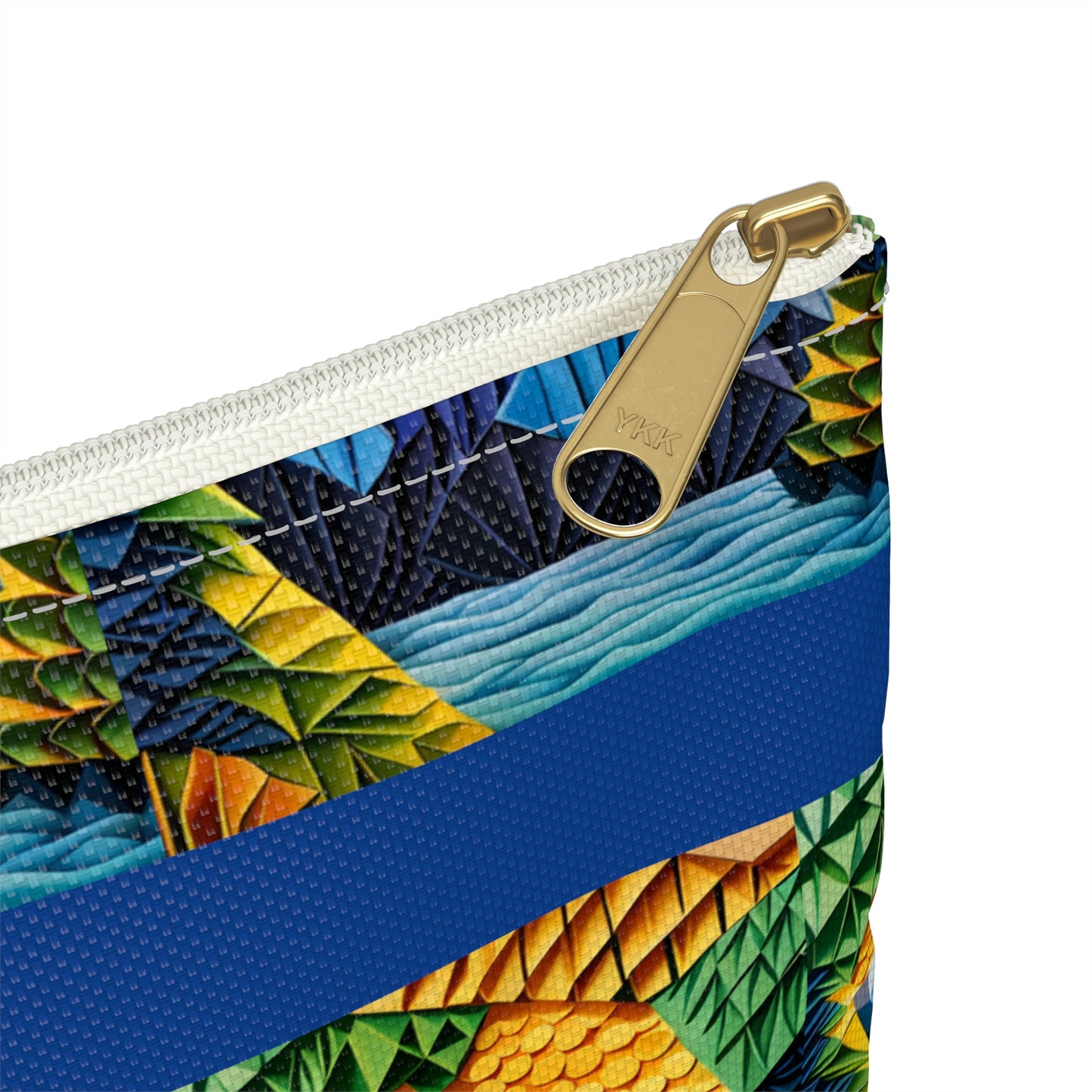 Pouch with T-bottom