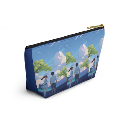Pouch with T-bottom