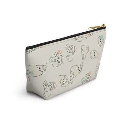 Pouch with T-bottom