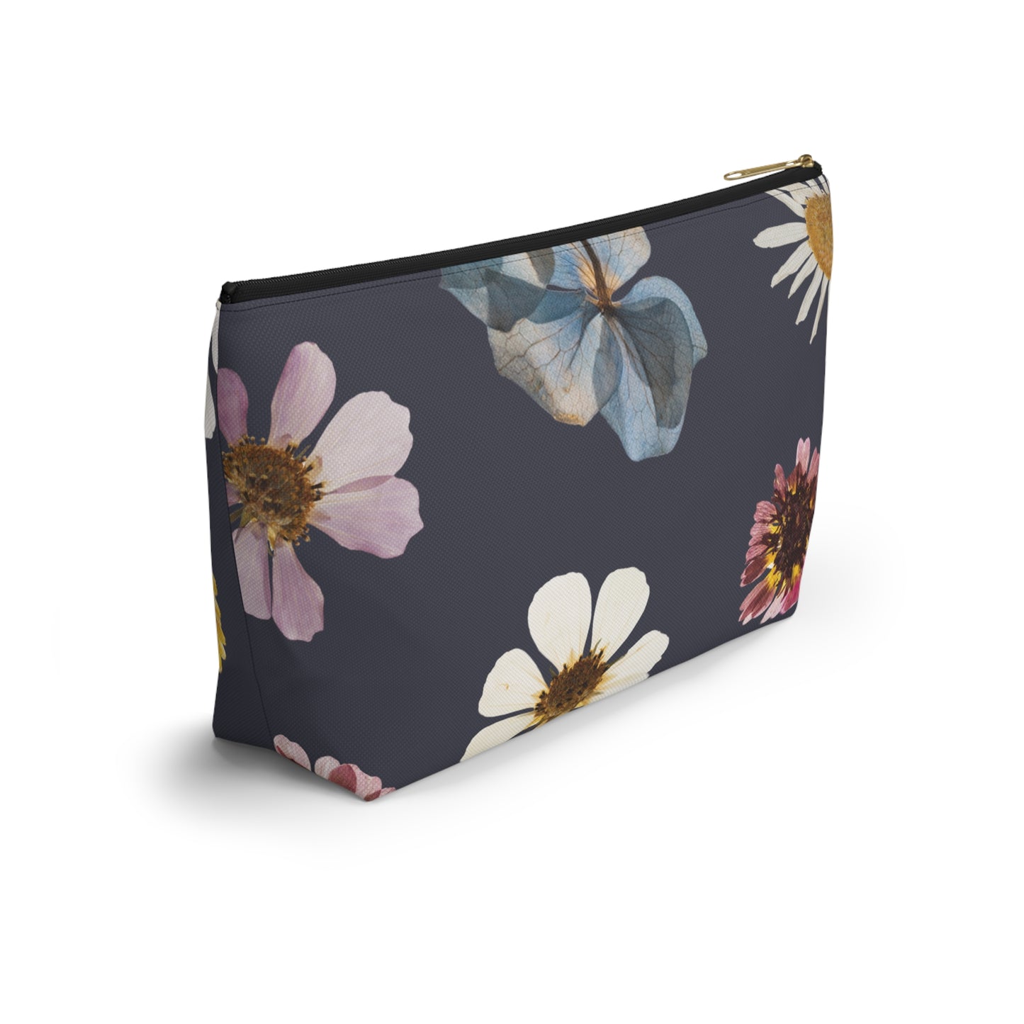 Pouch with T-bottom