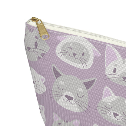 Pouch with T-bottom