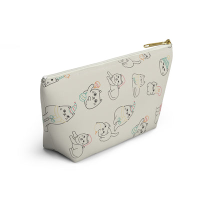 Pouch with T-bottom