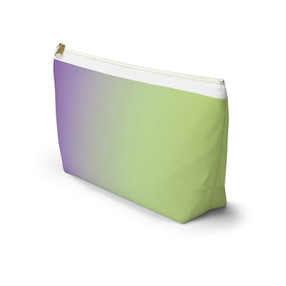 Pouch with T-bottom